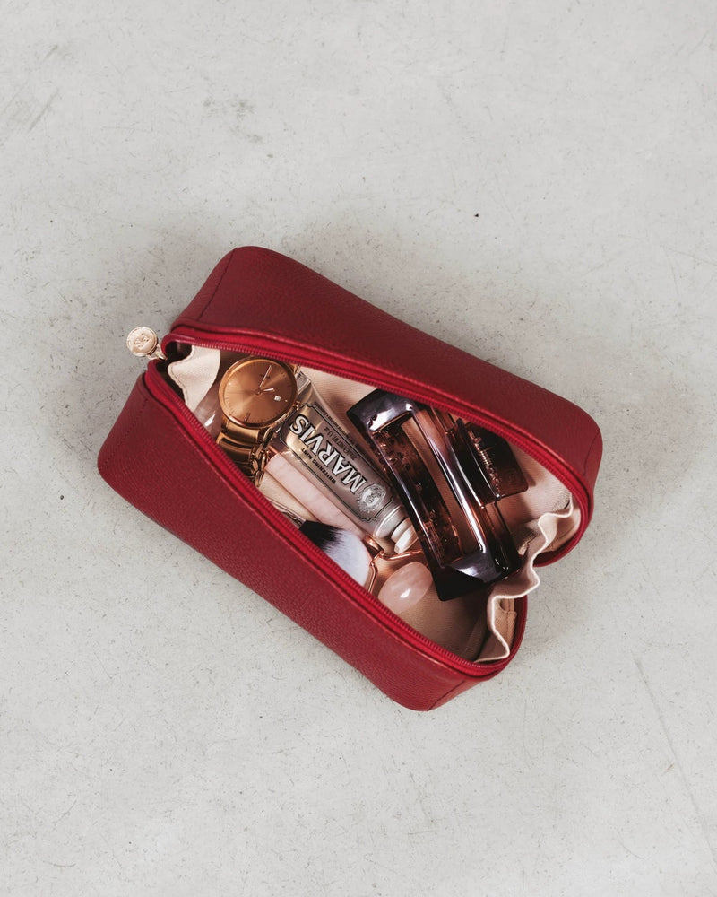The Cosmetic Case Small Resort Red