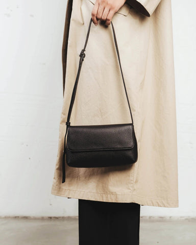 The Petite Plateau Bag Black