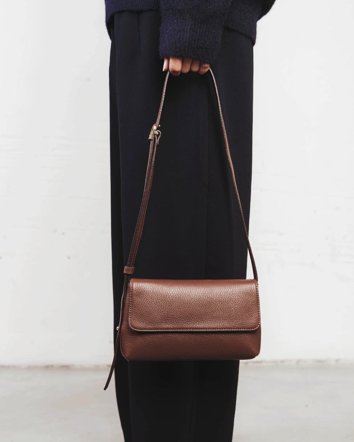 The Petite Plateau Bag French Press