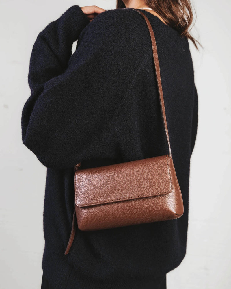 The Petite Plateau Bag French Press