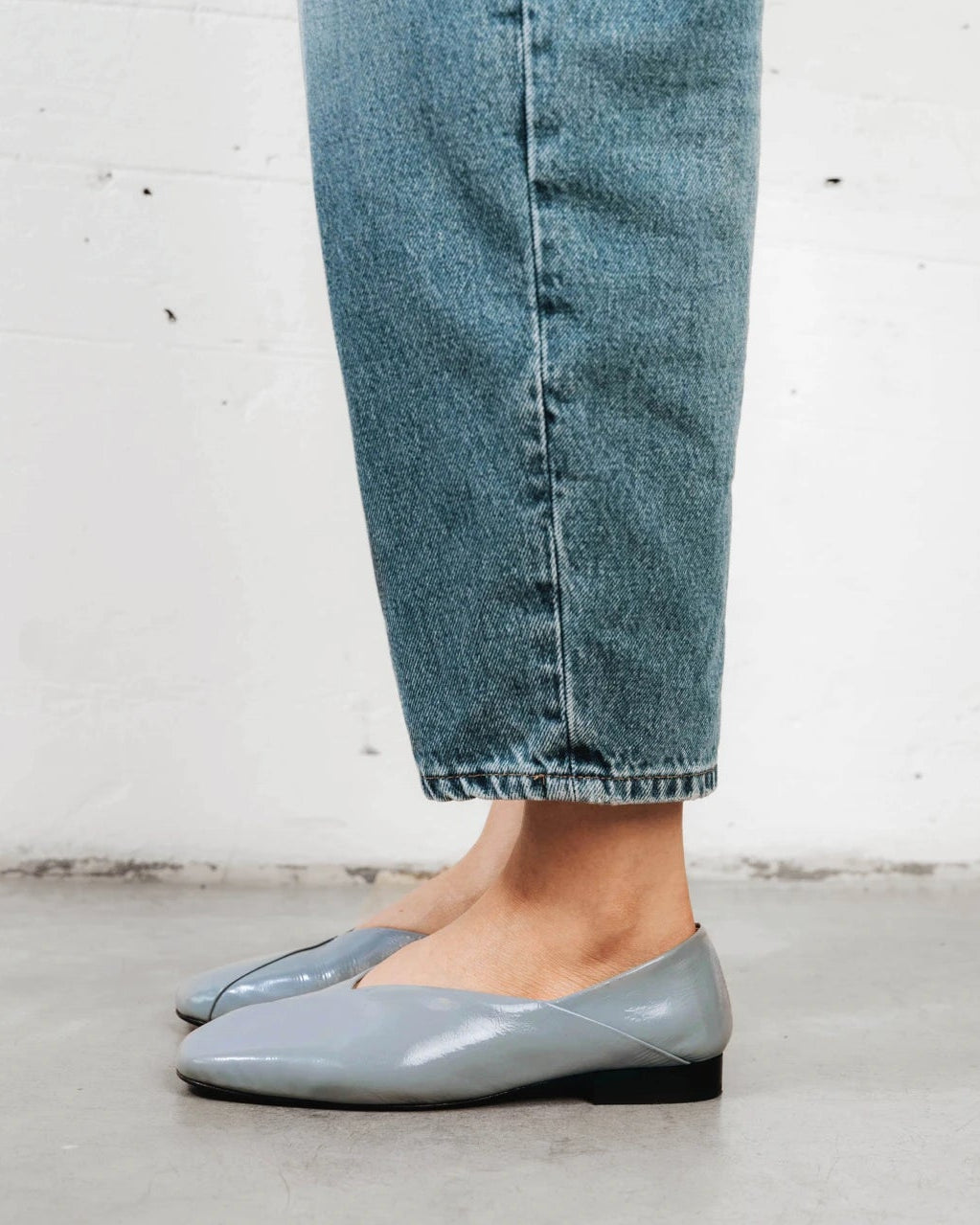 The Marché Flat Ice Blue