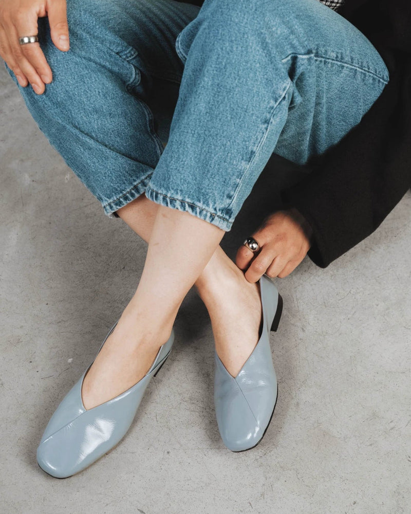 The Marché Flat Ice Blue