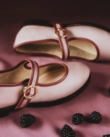 Featured Footwear Content