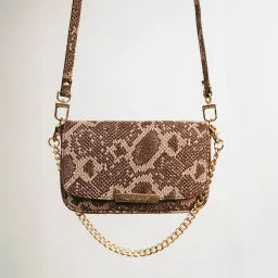 Featured Accessories Content