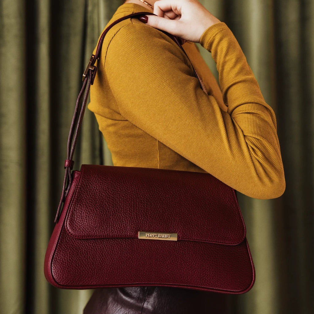 The High Line Shoulder Bag Resort Red