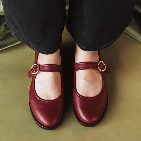 Featured Footwear Content