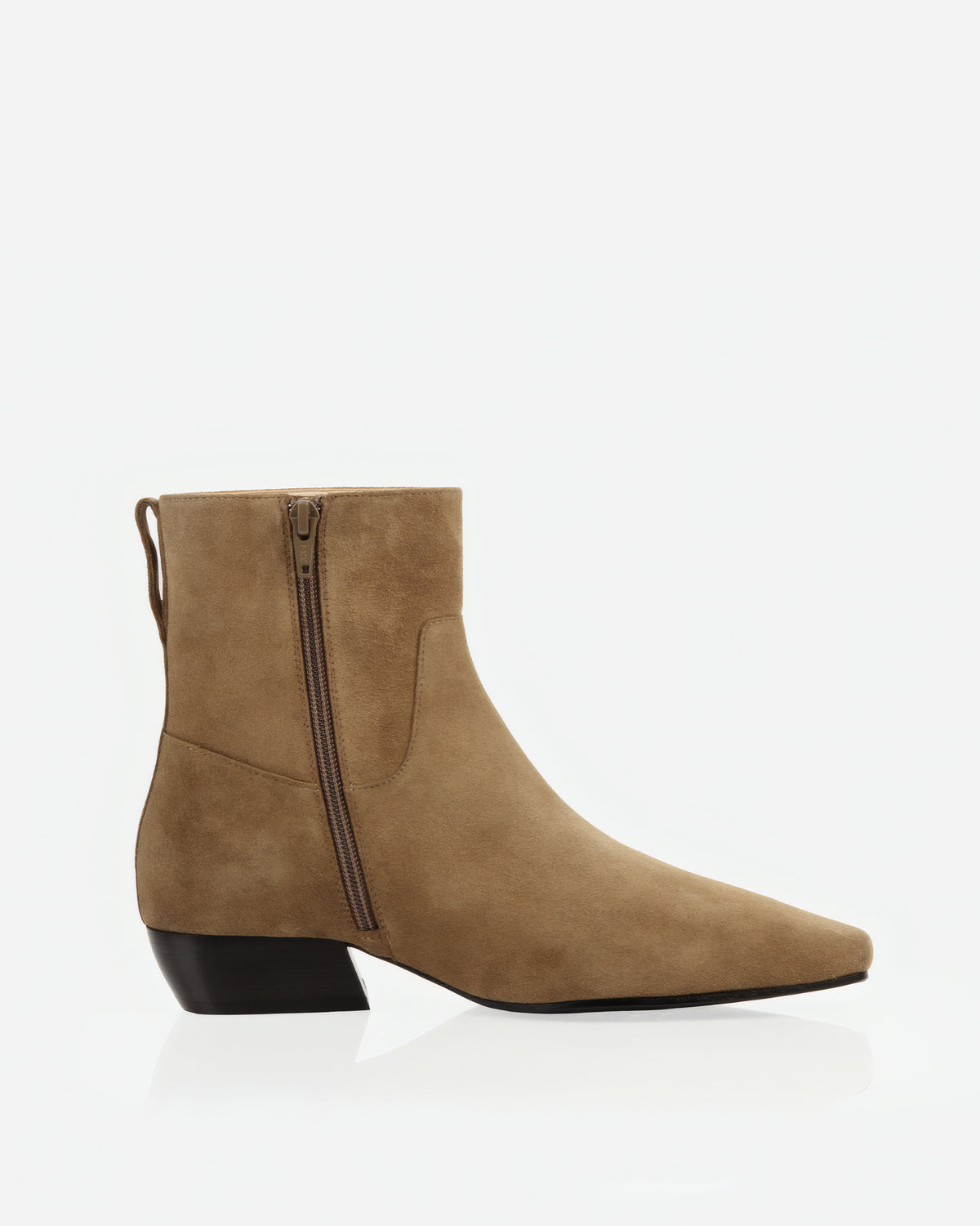 The Beau Boot Desert Suede