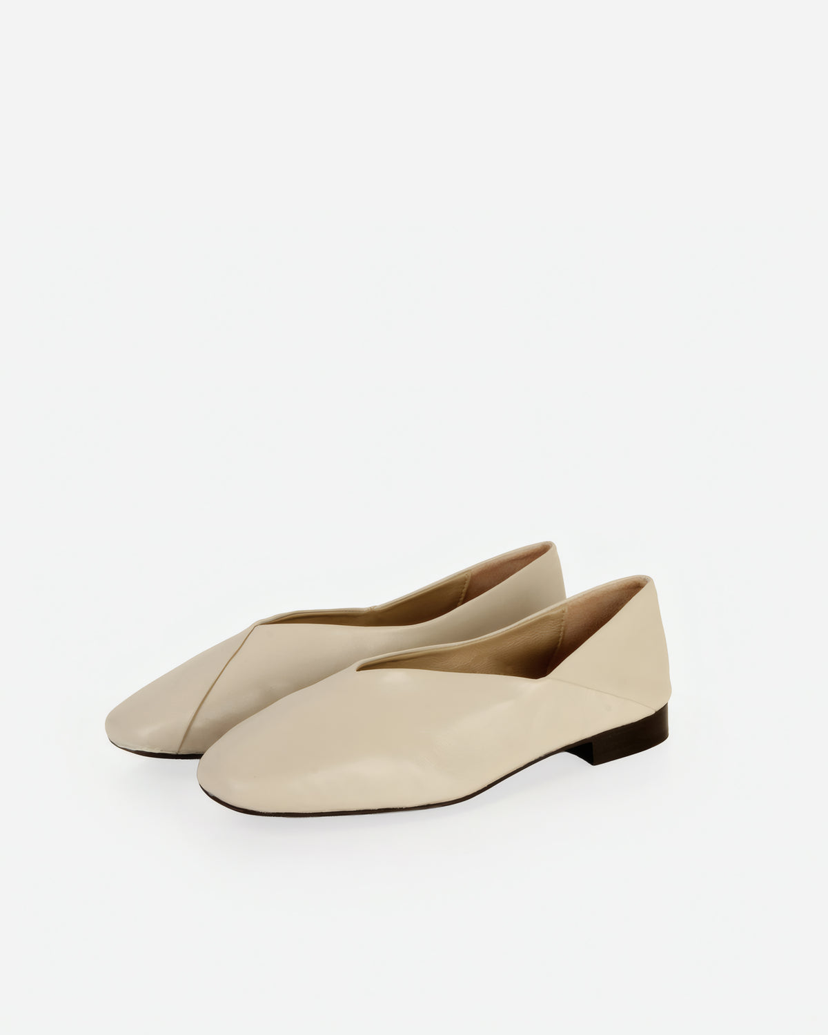The Marché Flat Porcelain