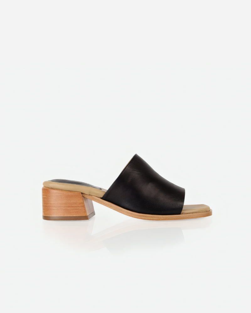 The Spritz Heeled Sandal Black