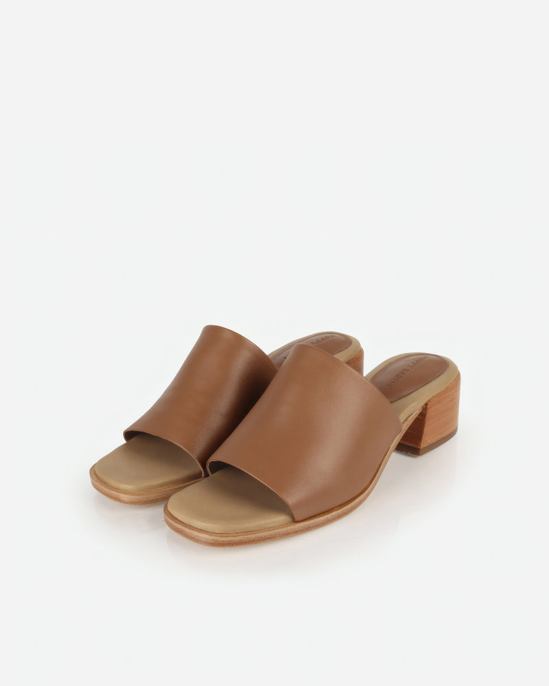 The Spritz Heeled Sandal Praline
