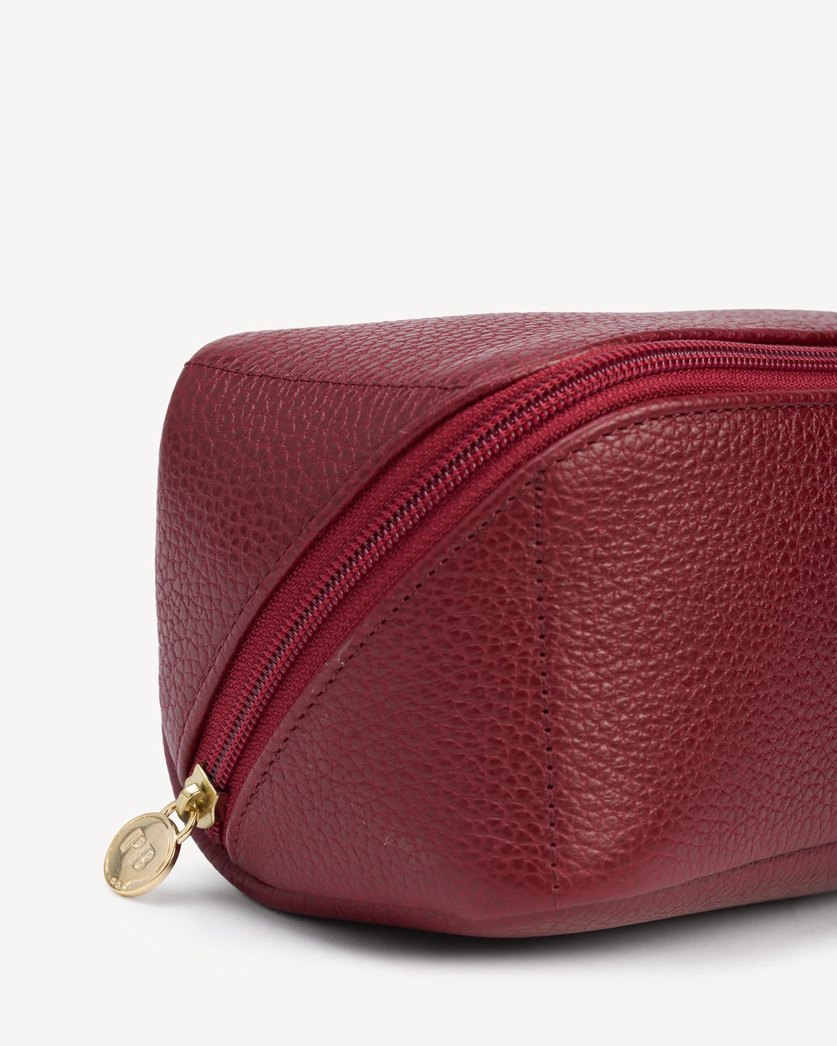 The Cosmetic Case Resort Red Set