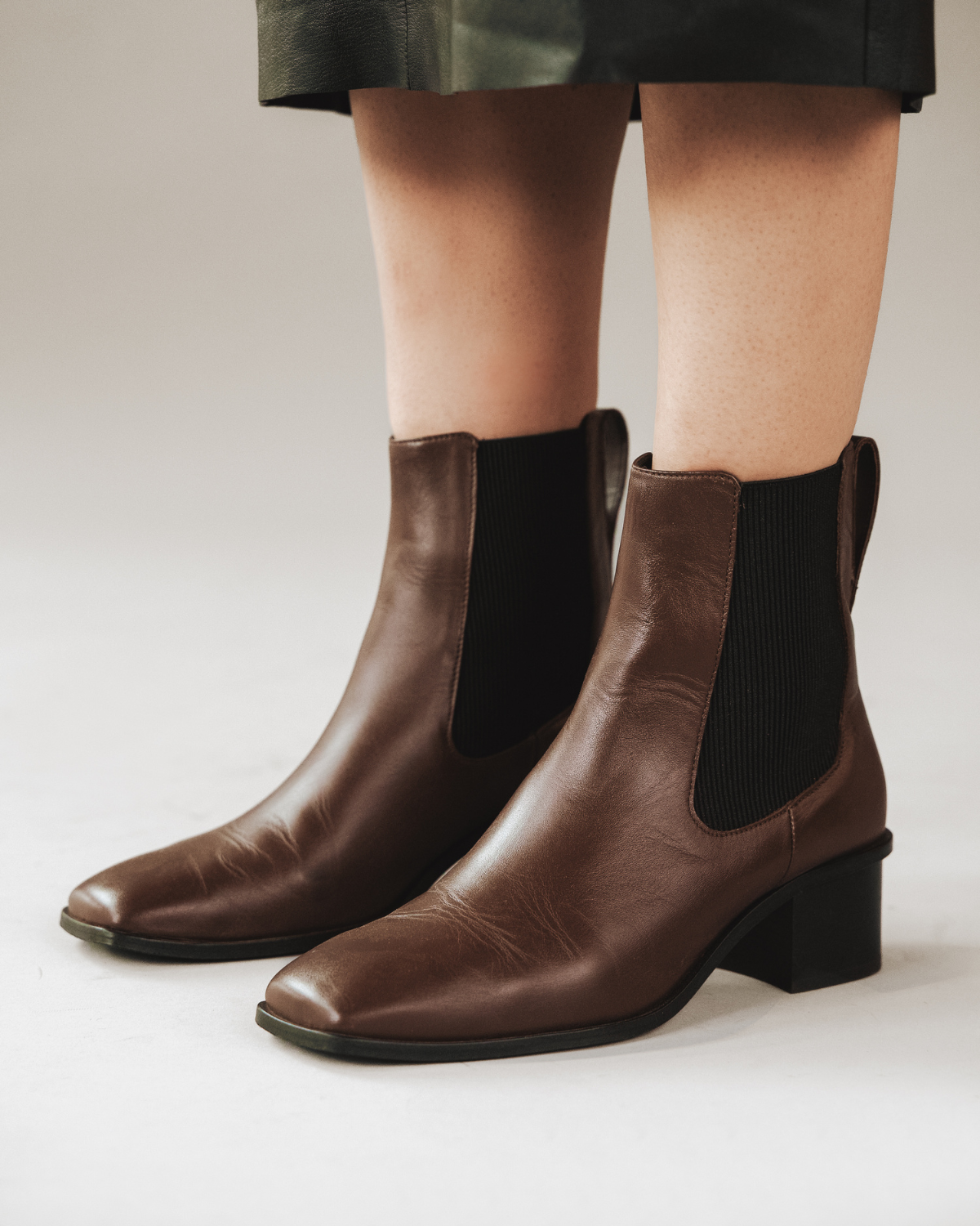 The Quinn Chelsea Boot Espresso