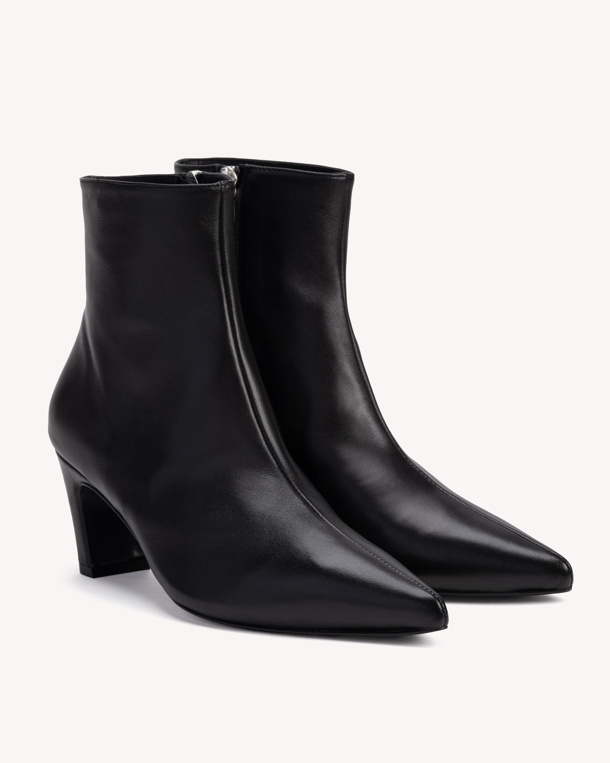 The Toujours Boot Black